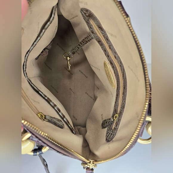 Brahmin Melbourne Lisa Dome Satchel! - Picture 16 of 16